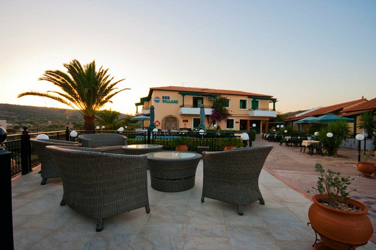 Sun Village Hotel Apartments Megas Limnionas Exterior photo
