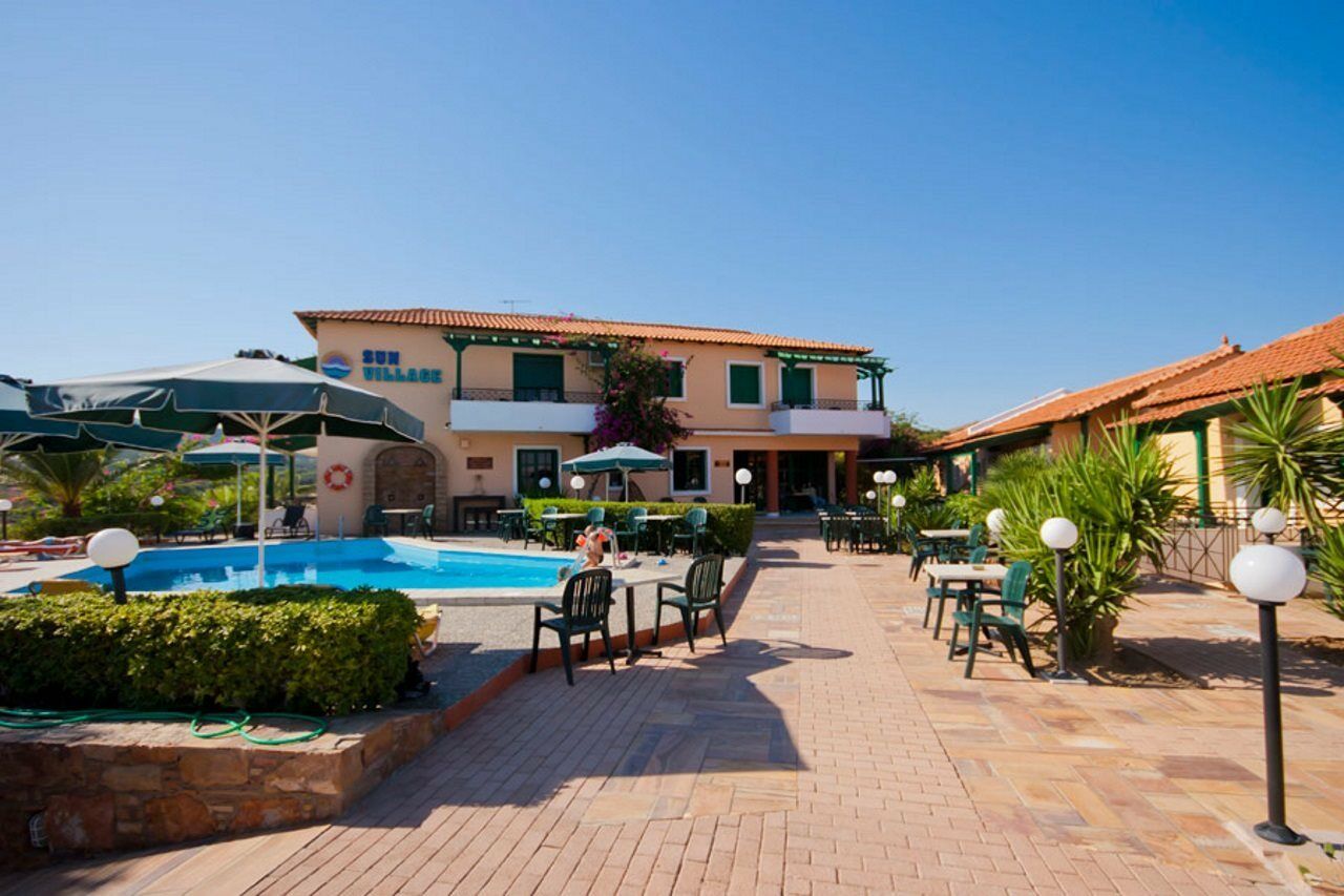 Sun Village Hotel Apartments Megas Limnionas Exterior photo