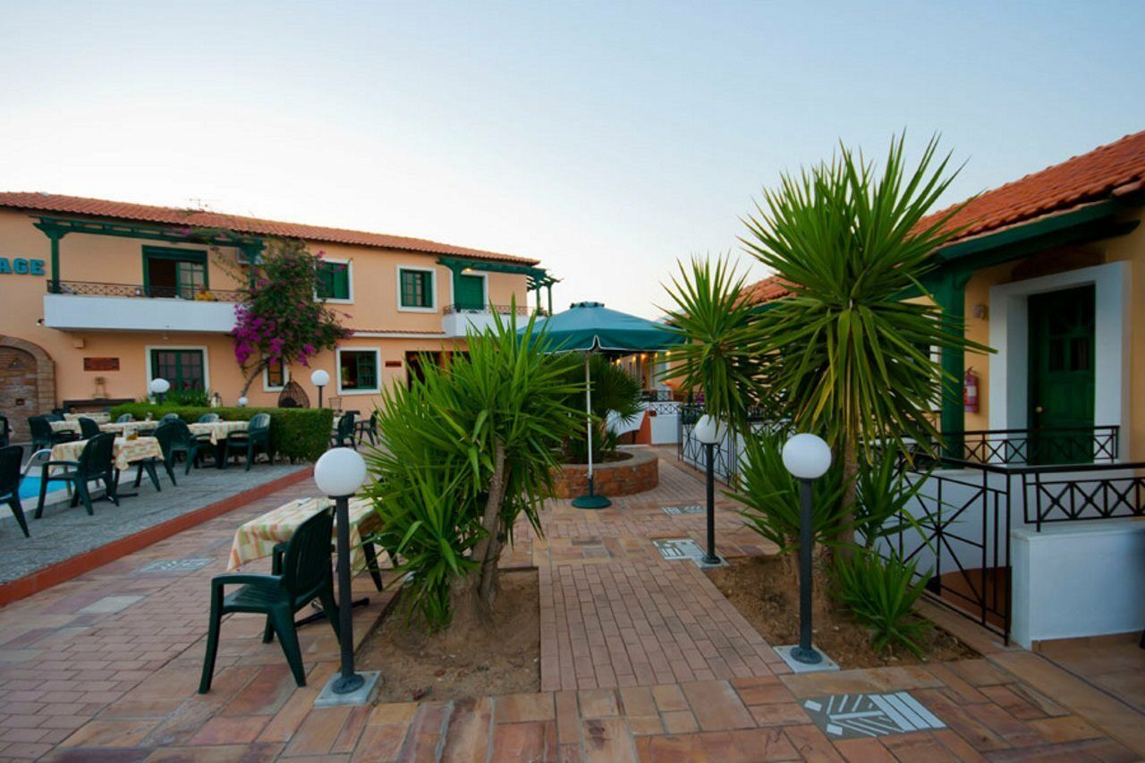Sun Village Hotel Apartments Megas Limnionas Exterior photo
