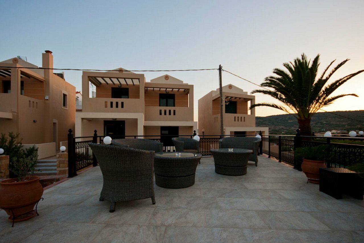 Sun Village Hotel Apartments Megas Limnionas Exterior photo
