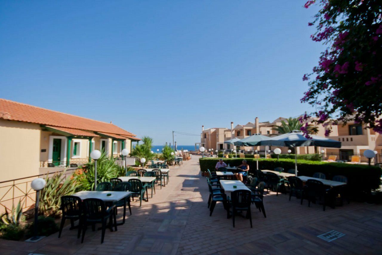 Sun Village Hotel Apartments Megas Limnionas Exterior photo