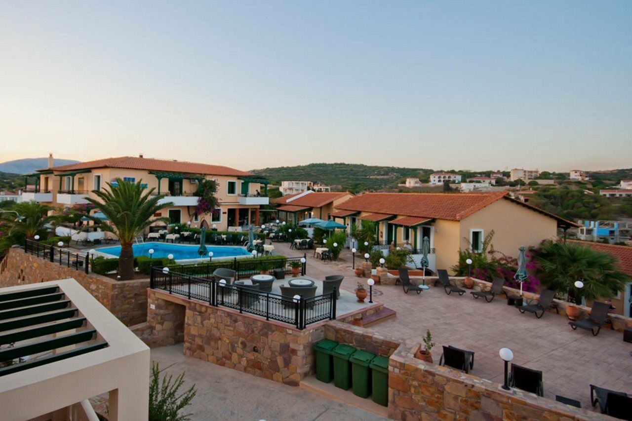 Sun Village Hotel Apartments Megas Limnionas Exterior photo