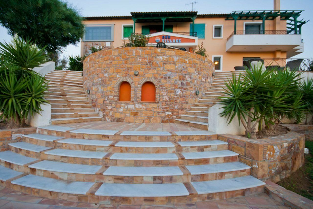 Sun Village Hotel Apartments Megas Limnionas Exterior photo
